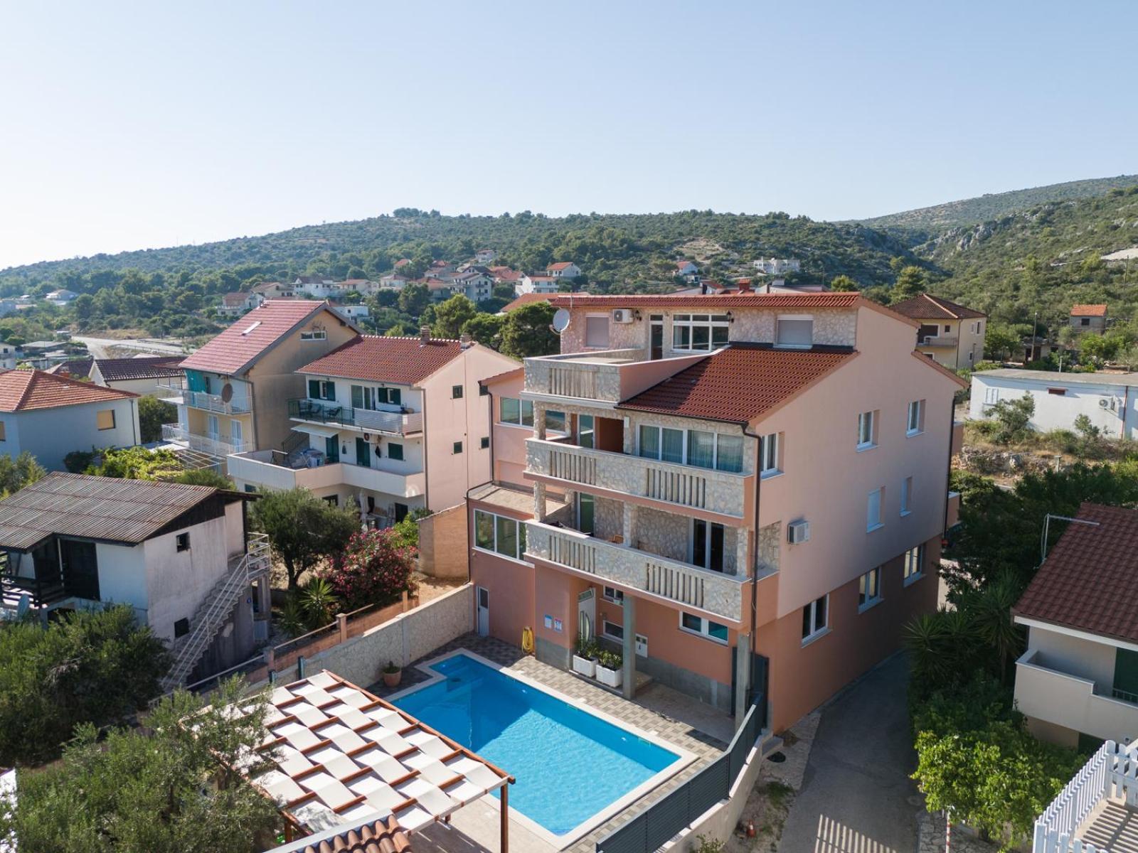 Apartments Villa Monique Rogoznica  Luaran gambar